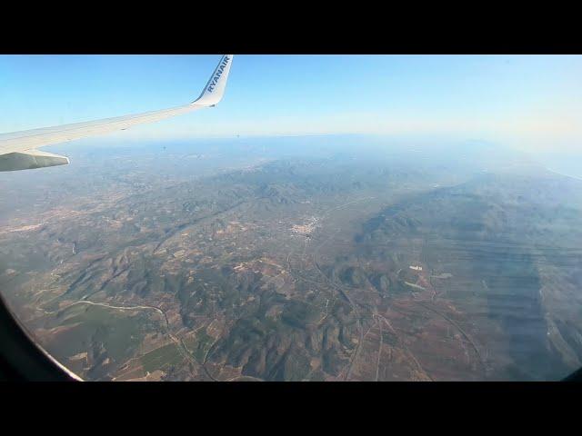 Landing in Rural Spanish airport = Castellón–Costa Azahar Airport