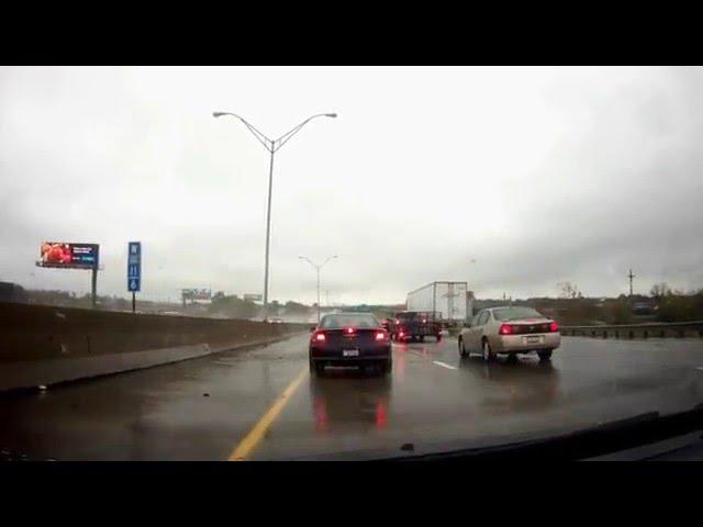 Driving Around Cleveland during rush hour and a major traffic jam in the Rain