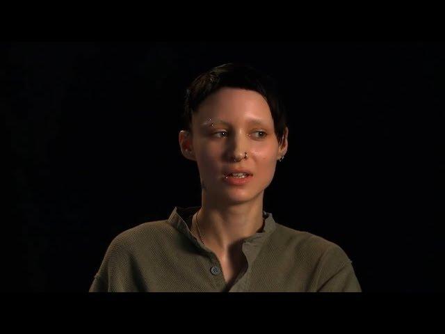 The Girl with the Dragon Tattoo (Rooney Mara / behind the scenes. part 2)