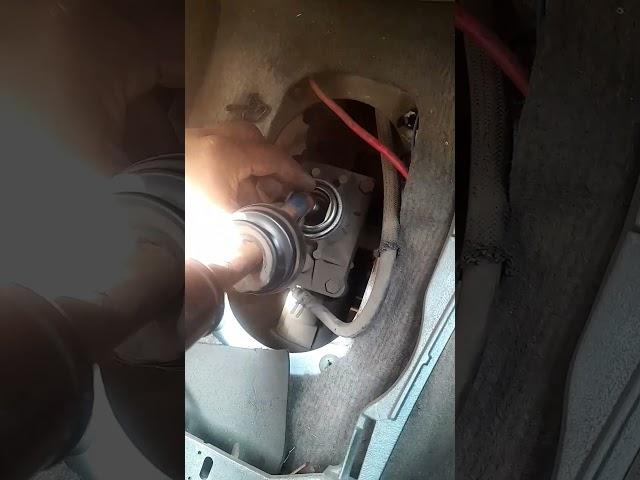 Toyota Innova gear lever remove and fitting easy #automobile #mechanic