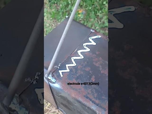 beginner's way to weld zigzag on square pipe without breaks #weldingtricks #welder