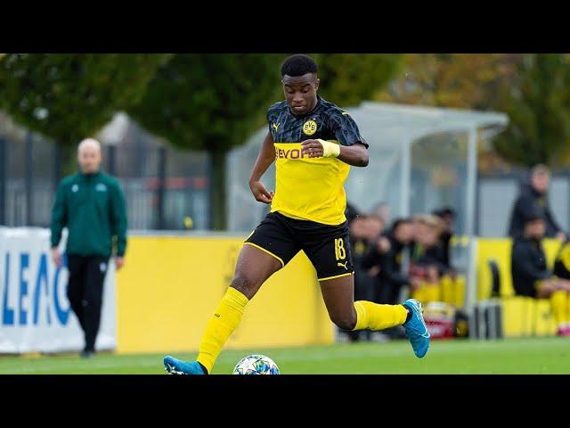 Youssoufa Moukoko - Borussia Dortmund 2019/20