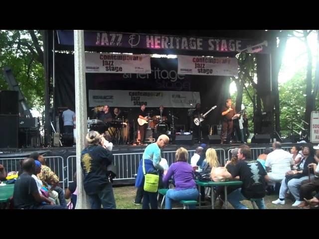 Rick O'Dell introduces Alderman Bob Fioretti- Chicago Jazz Festival 2010