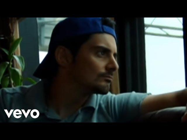 Brad Paisley - She's Everything (Official Video)