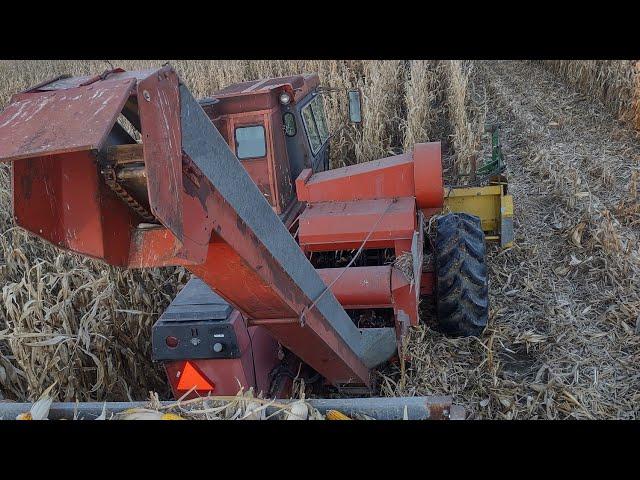 UniSystem Corn Picking Action Shots