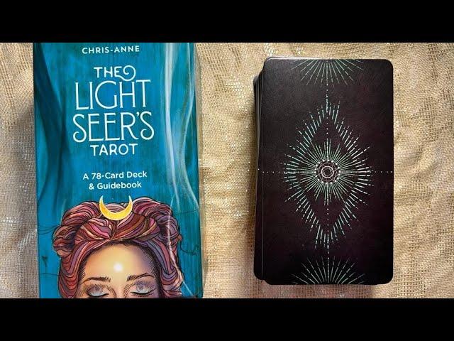 The Light Seer's Tarot by Chris Anne, unboxing and flip through.