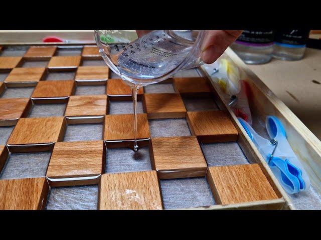 The Best Projects! Floating Chess of Oak and Epoxy Resin with LED