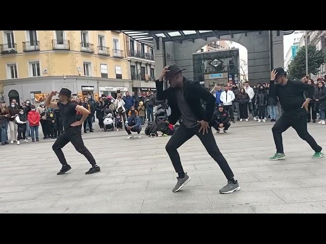 Michael Jackson. Artistas Callejeros. Gran Vía Madrid  @jairotvcali