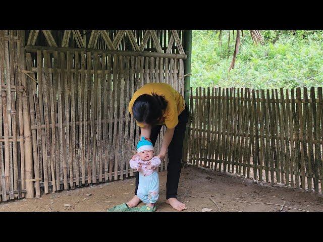 Triệu Thị Long | A single mother at the age of 18 is happiest when she is with her children