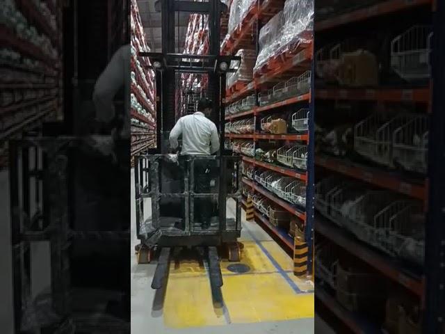 Hyundai Order Picker Racking Video #materialhandling #rental #mumbai #hyundai