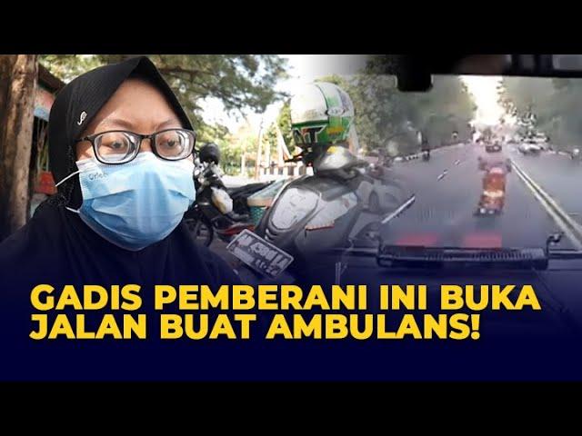 Viral! Gadis Pemberani di Solo Buka Jalan untuk Ambulans