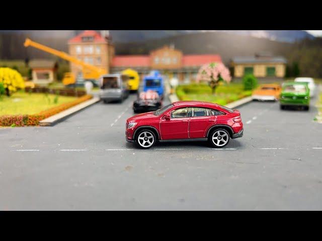 Epic Diecast RC Cars Showcase in a 1/64 Scale DIY Diorama