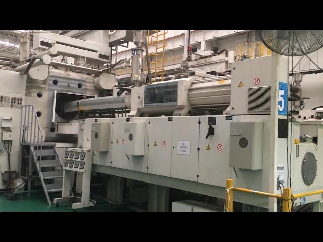 Krauss Maffei 2300 ton 2 Color Injection Molding Machine