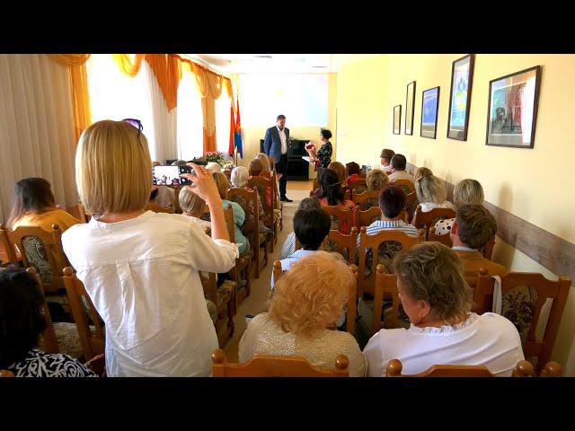 В библиотеке имени Я.Купалы прошла презентация сборника «Беседа» поэта Руслана Пивоварова