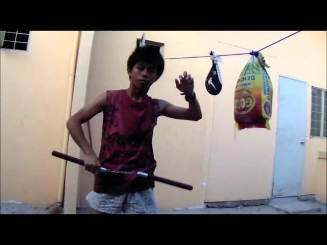 How to use nunchuck or nunchaku?