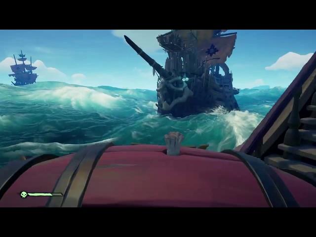 TIPS and TRICKS on how to BEAT the SKELETON SHIPS in a SLOOP | Sea of Thieves