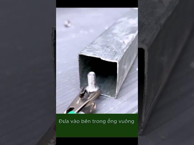 Mẹo vặn ốc vít trong không gian hẹp