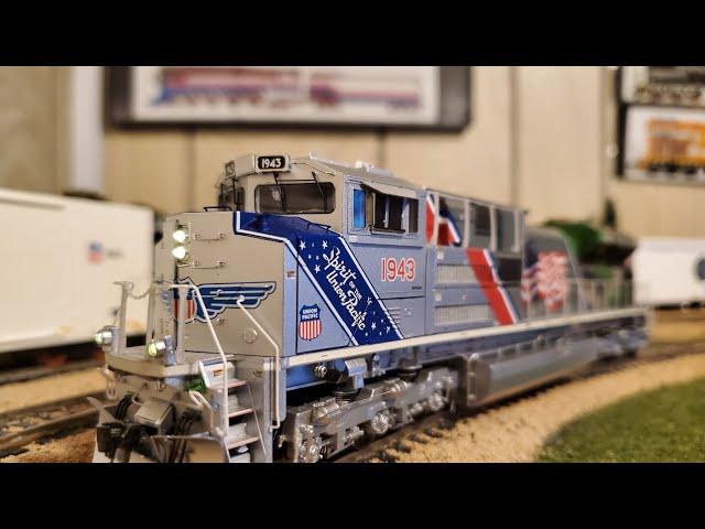 Scaletrains 82' Reefer Car Review