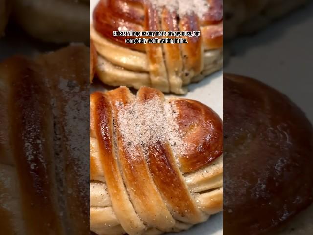 La Cabra bakery is absolutely worth visiting! Their cardamom bun is to die for! #nyceats