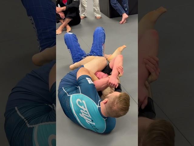 Armbar to Rear Triangle (Counter a Tight Grip)