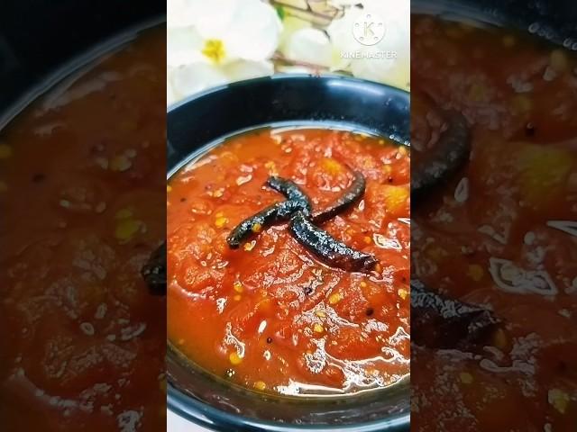 Tamatar ki chatni#yum #sweet #tasty #delicious#Ritu's kitchen shots