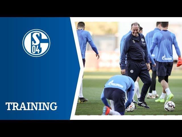 Training des FC Schalke 04 in Sevilla