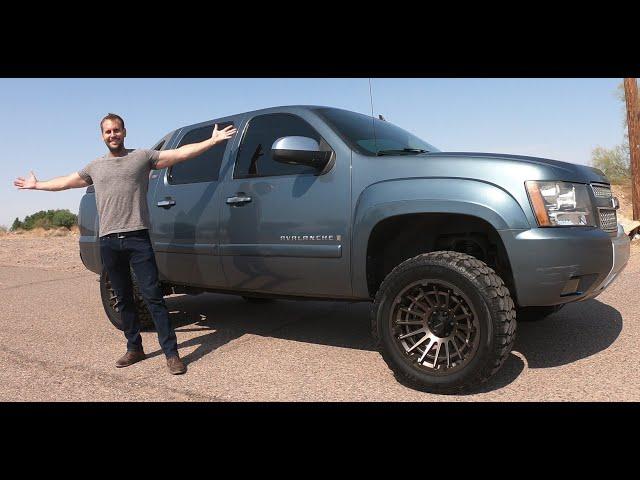 Chevy Avalanche Z71 - Truck Review - Is this strange truck worth a look?