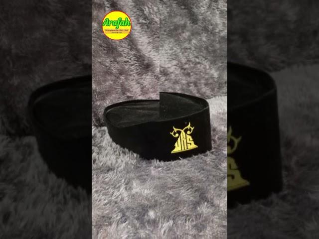 Songkok berkualitas premium. Dapatkan di Toko ARAFAH perlengkapan umroh dan haji