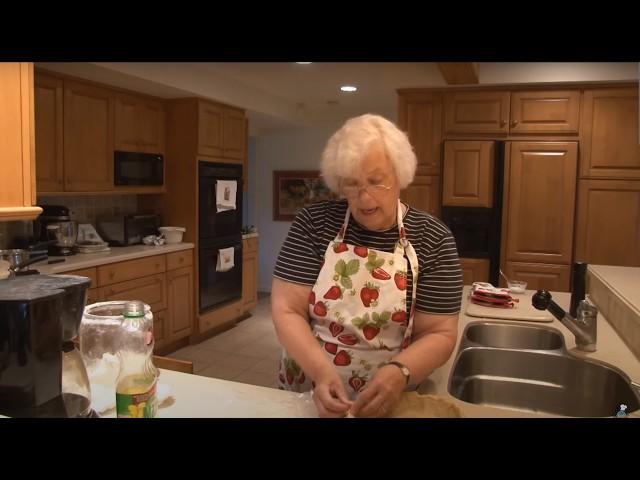 Perfect Flakey Pie Crust Recipe: Nana's Secret Recipe and Tips!