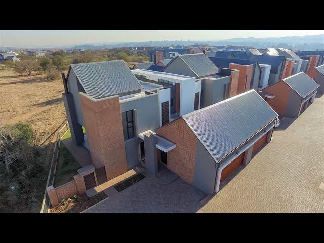 3 Bedroom Townhouse for sale in Gauteng | Centurion | Centurion East | Southdowns Estat |