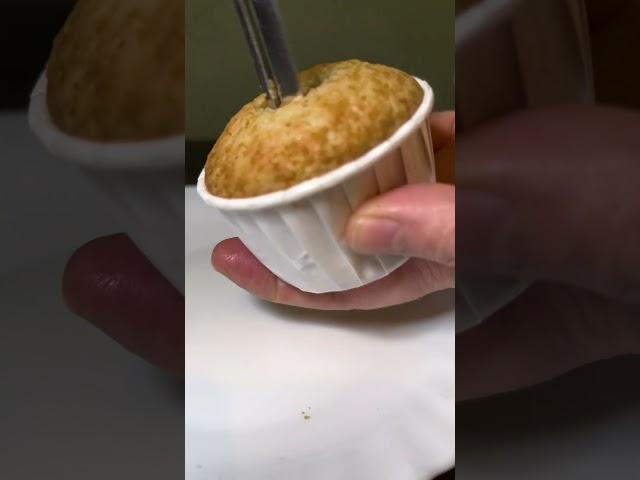 Самый удобный инструмент , чтобы сделать выемку в Капкейках для начинки !!!