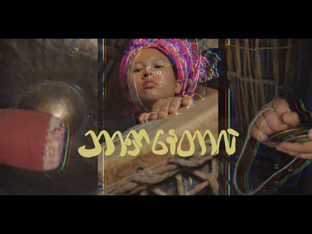 ဘာရှာနေတာလဲ (Official Music Video)