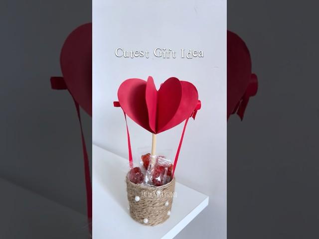Heart-shaped hot air balloon filled with love & candies!️ #diy #gift #giftideas #trending #tutorial