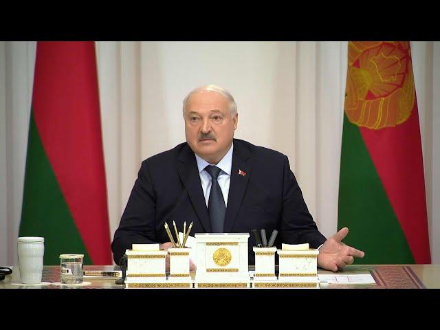 Лукашенко: Никто ж работать не будет! А у нас ситуация не та, чтобы отдыхать!