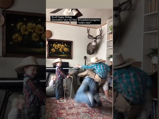 Cowboy dad of the year? #cowboy #rodeo #bullriding