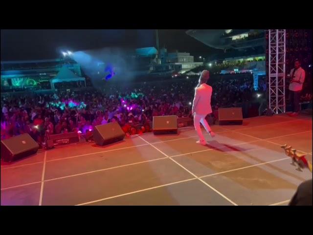 SIZZLA LIVE IN BARBADOS  AT HENNESSY ARTISTRY