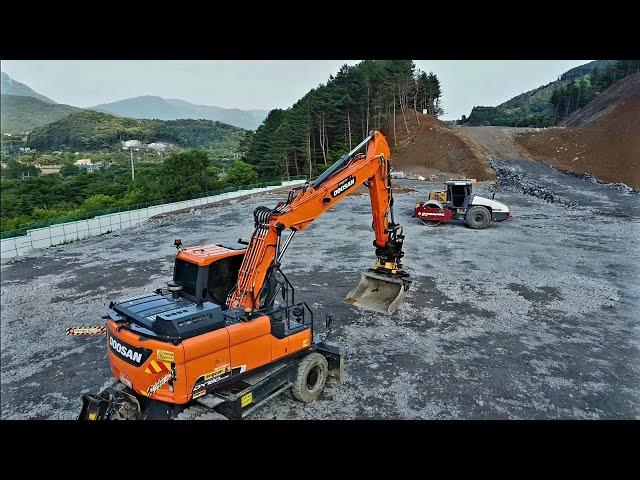 엥콘 틸트로테이터 고속도로 공사현장 1부(engcon tiltrotator Highway Construction Site Part 1)