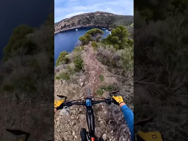 Rosas     Nice ride with view w/ my Giant Trance X E+ ️   #mtb #rideunleashed #trailpower