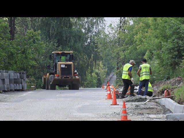 В Златоусте продолжаются ремонтные работы на улице Свердлова