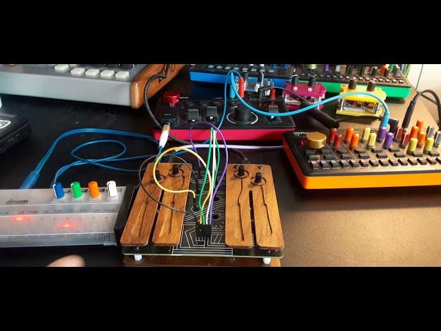 #ellitone ms desktop jam with #patchblocks #tekdrum and #roland #airacompact