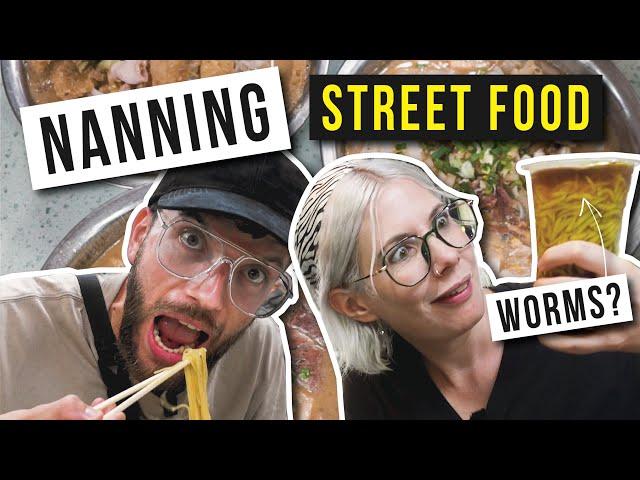 Trying Nanning street food for the first time