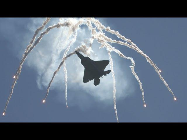 4K F-22 Raptor. Wings over Solano 2024. Amazing Flares and Thrust Vectoring. Saturday. 60fps.