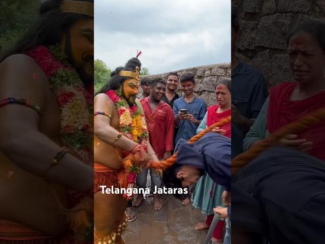 Potharaju Beating College Boys at Golconda Bonalu 2023 #Potharajublessing#potharajuentry #bonalu2023