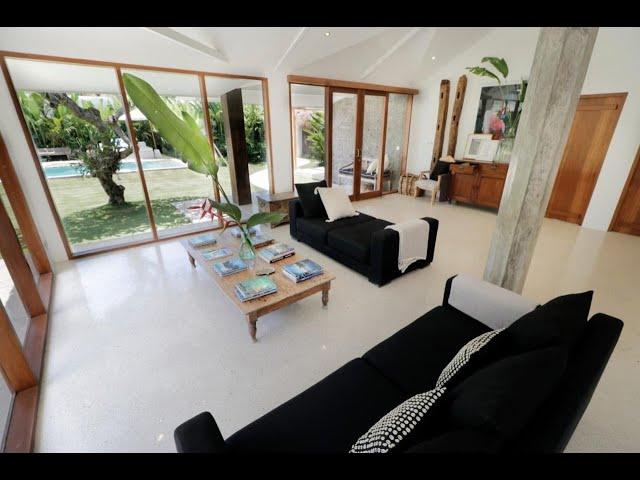 Amazing 3 Bedrooms Villa Canggu - Indonesia