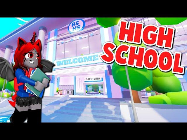 I'm back in Highschool! | Roblox