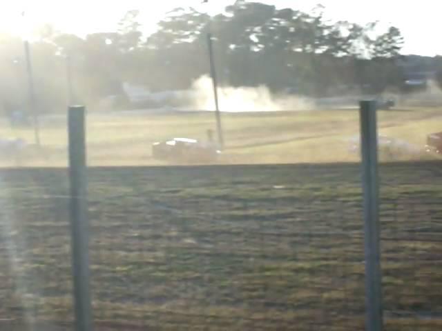 sean gunther driving z14 ron roberts race car at georgetown speedway pt 2