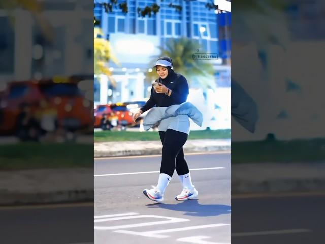 Evhy Empuk  Jogging Part #gemoy #jilbab #hijab #hijabstyle II