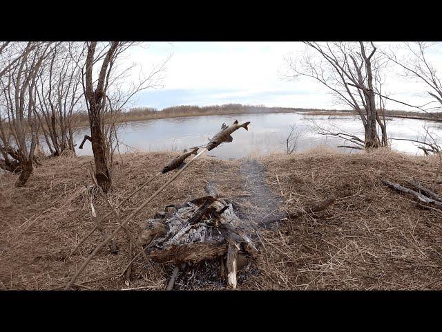 Рыбалка на реке. Ловля сетями.