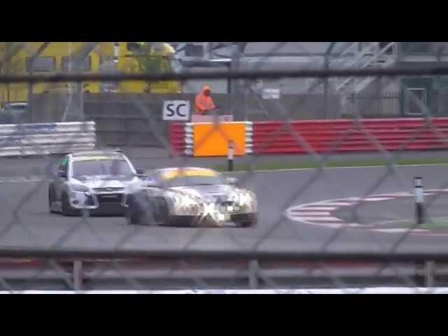 Britcar 24H at Silverstone - Crash on Pit straight - 2015