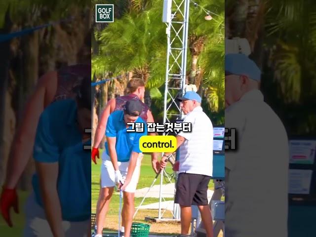 골프 못 치는 척 하다가... 갑자기 !? #shorts